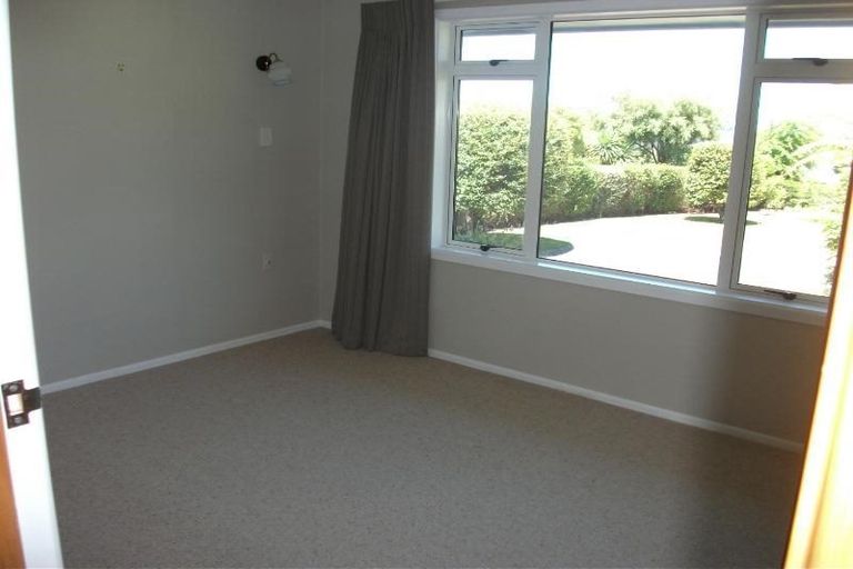 Photo of property in 19 Gillies Avenue, Taupo, 3330