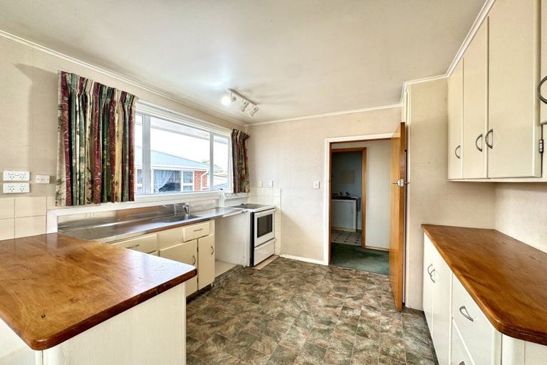 Photo of property in 56 Raymond Street, West End, Timaru, 7910