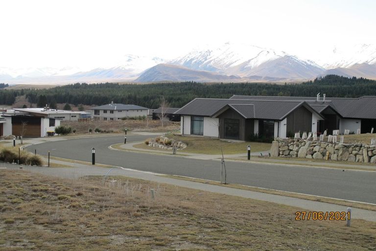 Photo of property in 28 Mistake Drive, Lake Tekapo, 7999
