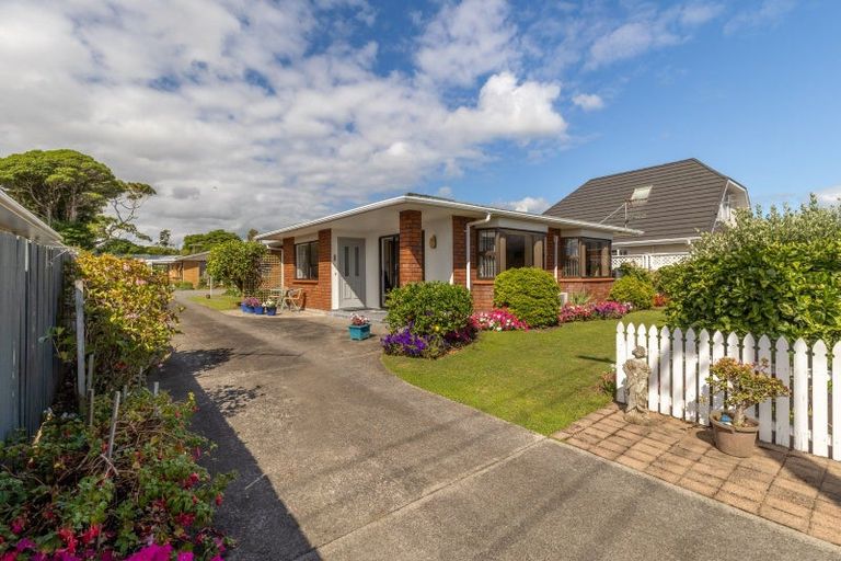 Photo of property in 9 Norman Street, Lower Vogeltown, New Plymouth, 4310