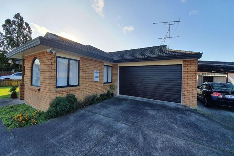 Photo of property in 1/130 Kimpton Road, Papatoetoe, Auckland, 2025