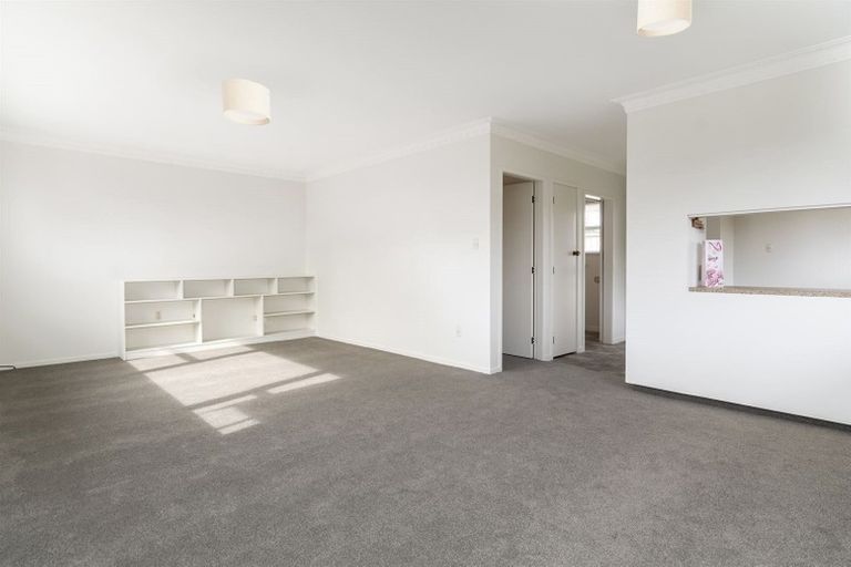 Photo of property in 4 Linklater Avenue, Bellevue, Tauranga, 3110