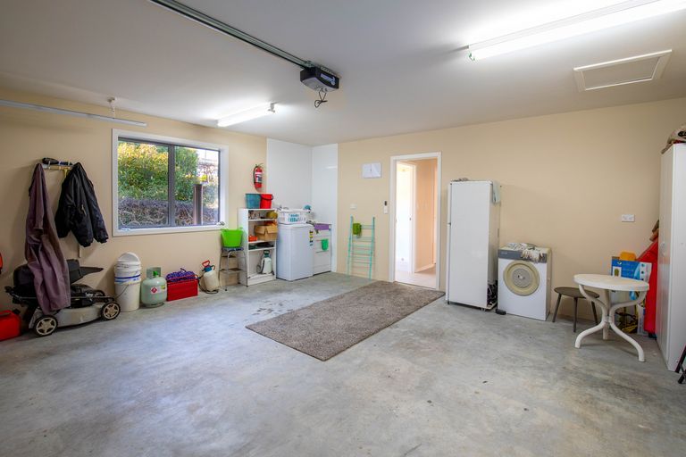 Photo of property in 19 Chandler Crescent, Clyde, 9330