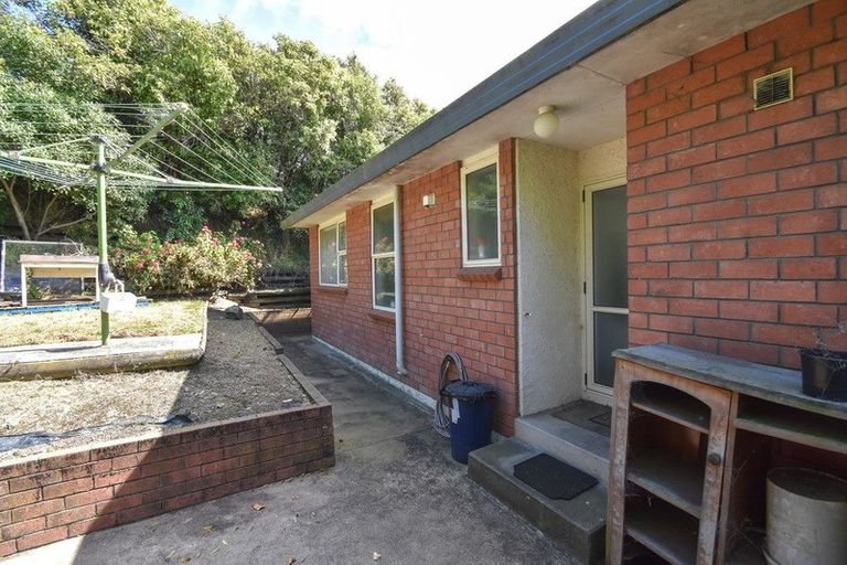 Photo of property in 71 Grosvenor Street, Kensington, Dunedin, 9011