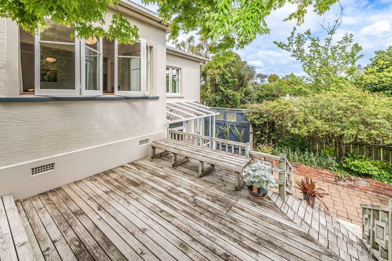 Photo of property in 1 Brassey Road, Saint Johns Hill, Whanganui, 4500
