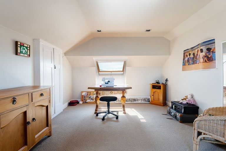 Photo of property in 63 Moana Crescent, Musselburgh, Dunedin, 9013