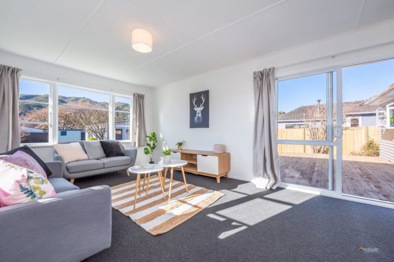 Photo of property in 23 Dover Road, Wainuiomata, Lower Hutt, 5014