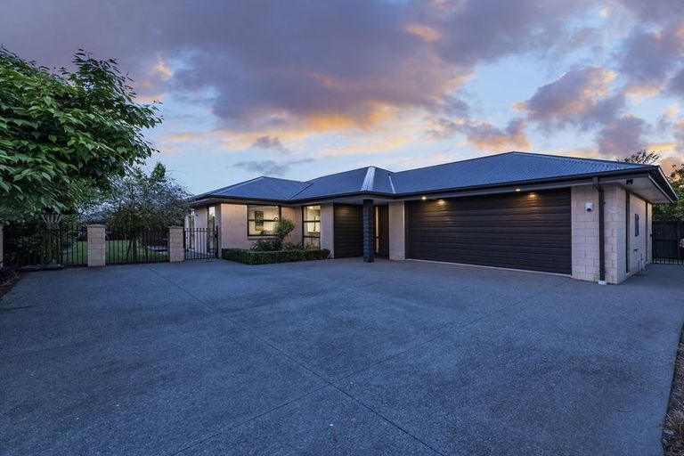 Photo of property in 8 Whitney Court, Rolleston, 7615
