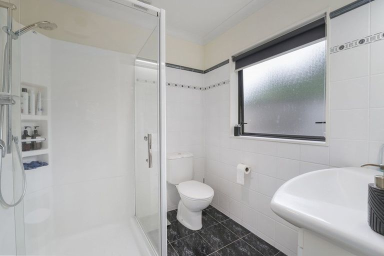 Photo of property in 23 Avion Terrace, Raumati Beach, Paraparaumu, 5032