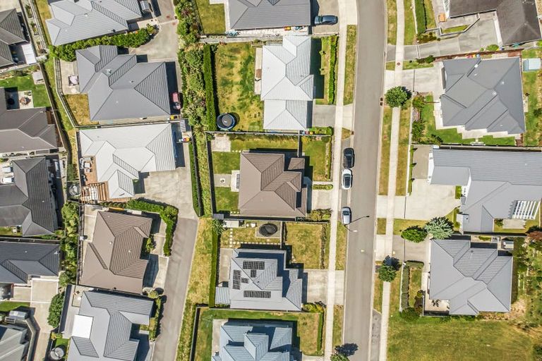 Photo of property in 29 Margaret Shields Avenue, Aotea, Porirua, 5024