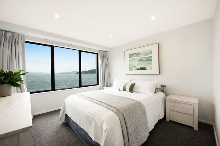 Photo of property in 4/148 Evans Bay Parade, Roseneath, Wellington, 6021