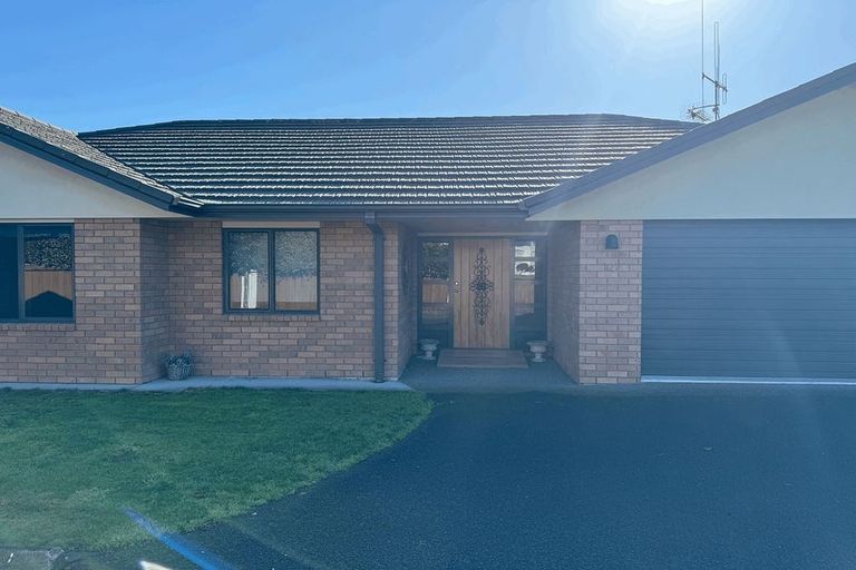 Photo of property in 127 Victoria Street, Cambridge, 3434