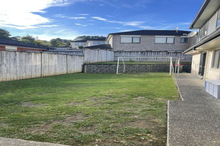 Photo of property in 2 Beros Place, Flat Bush, Auckland, 2016