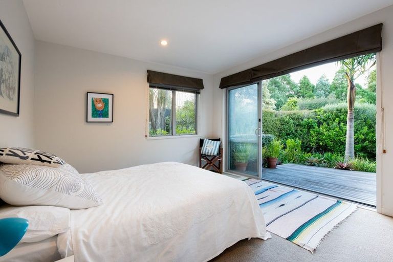 Photo of property in 10 Kahikatea Close, Campbells Bay, Auckland, 0630