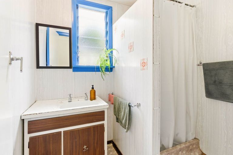 Photo of property in 13 Queen Street, Brighton, Dunedin, 9035