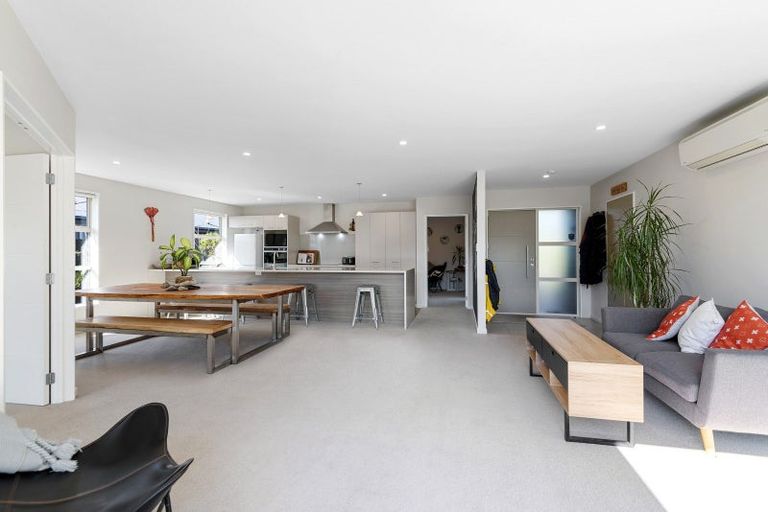 Photo of property in 14 Kilkivan Lane, Broomfield, Christchurch, 8042