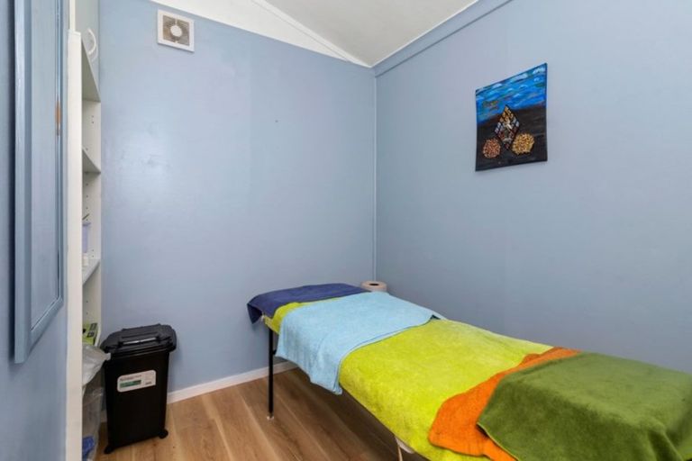 Photo of property in 51 Fairview Road, Western Heights, Rotorua, 3015