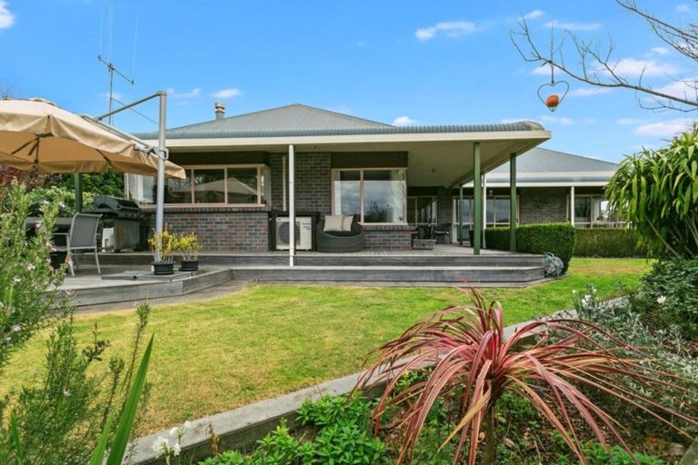 Photo of property in 30 Sheridan Crescent, Leamington, Cambridge, 3432