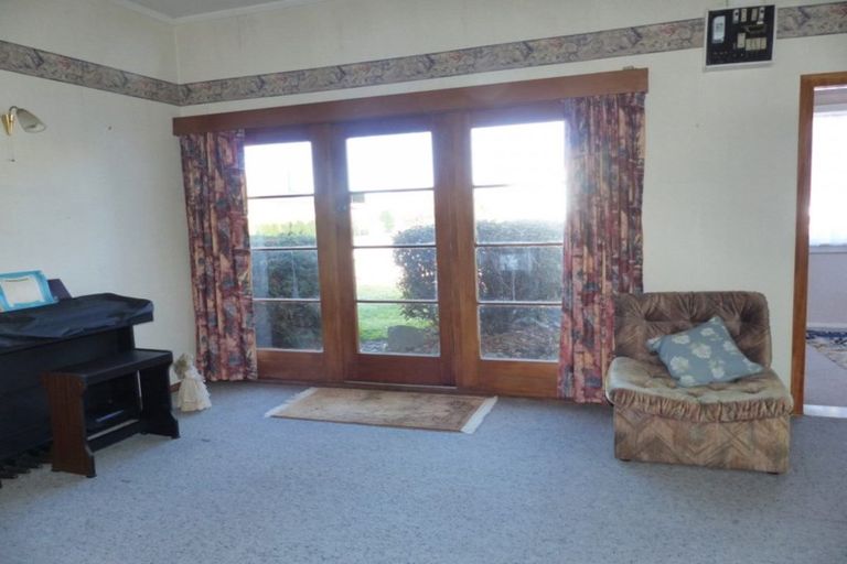 Photo of property in 28 Leonard Street, Waimate, 7924