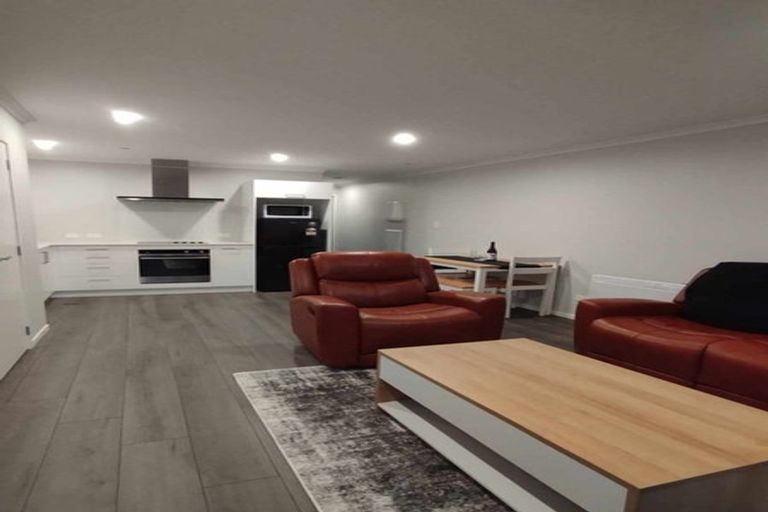 Photo of property in 4 Whakato Avenue, Kumeu, 0810