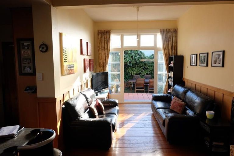 Photo of property in 3 Cleveland Street, Edgeware, Christchurch, 8013