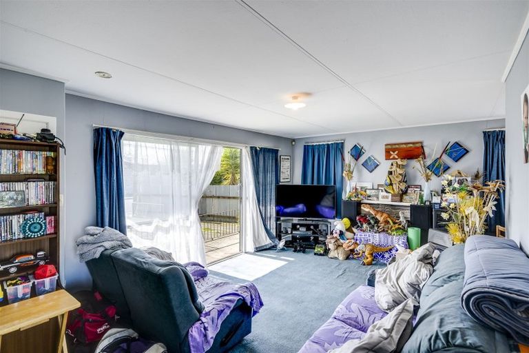 Photo of property in 3 Whitby Place, Flaxmere, Hastings, 4120