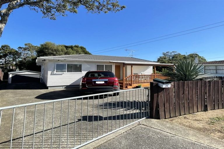 Photo of property in 24 Olive Crescent, Papatoetoe, Auckland, 2025