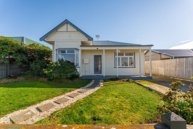 Photo of property in 35 Raymond Street, West End, Timaru, 7910