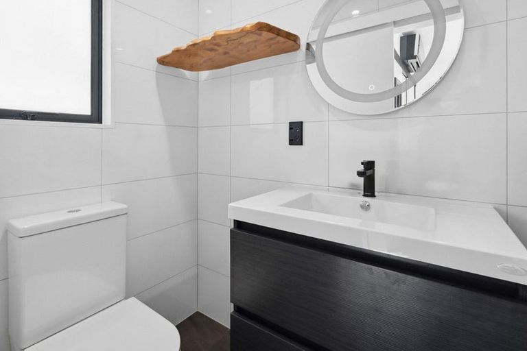 Photo of property in 3 Pilot Lane, Whitby, Porirua, 5024