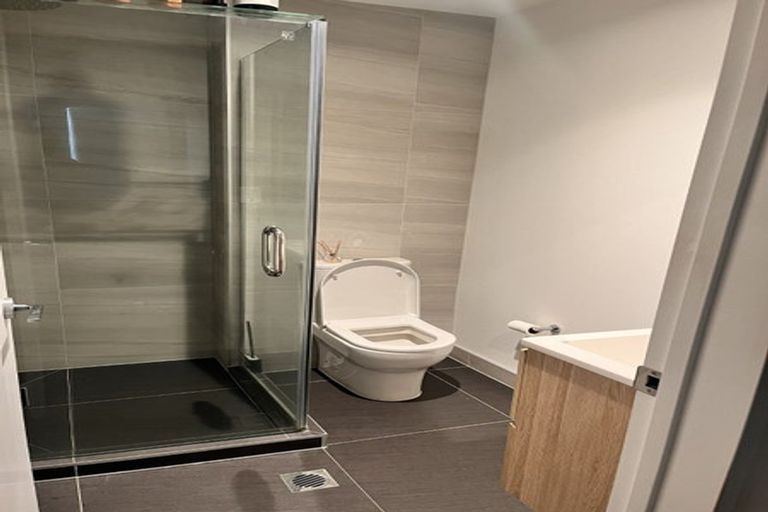 Photo of property in 105/1 Buscomb Avenue, Henderson, Auckland, 0610