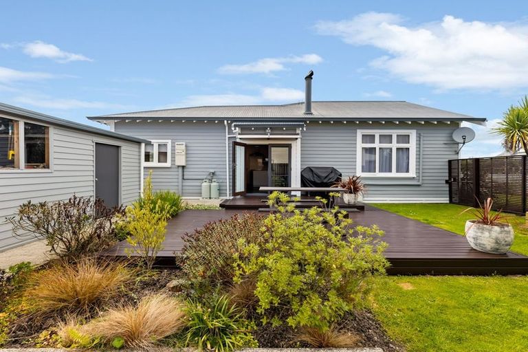 Photo of property in 16 Springfield Road, Milton, 9220