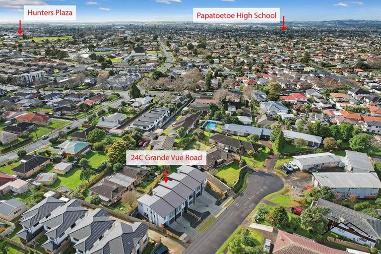 Photo of property in 24c Grande Vue Road, Papatoetoe, Auckland, 2025