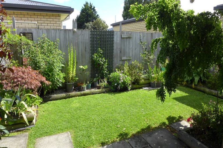 Photo of property in 25/13 Sylvan Street, Hillmorton, Christchurch, 8024