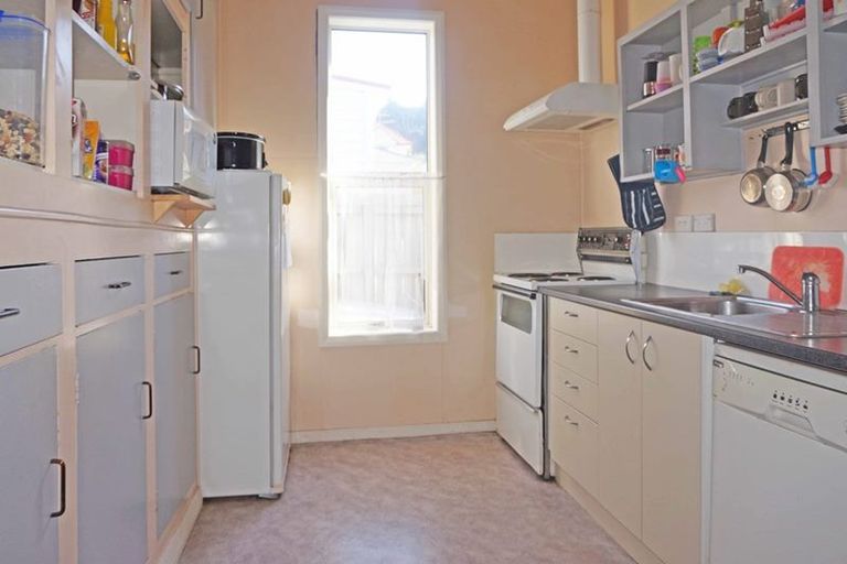 Photo of property in 18 Gladstone Road, North East Valley, Dunedin, 9010