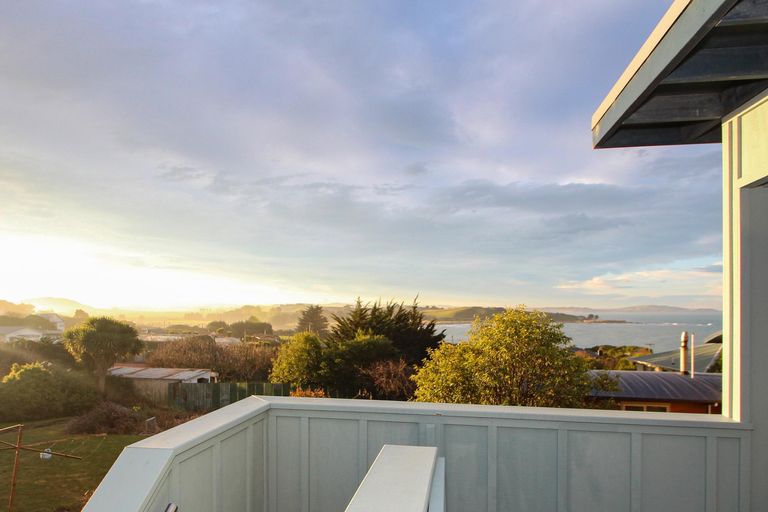 Photo of property in 8a Magdala Street, Kakanui, Oamaru, 9495