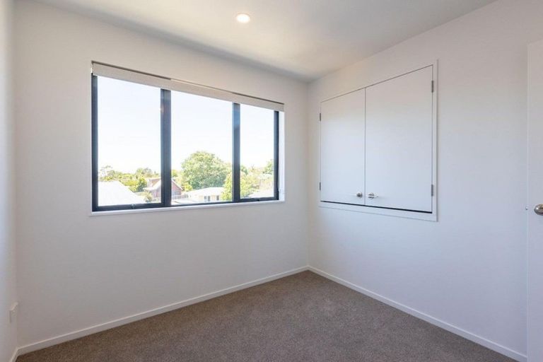 Photo of property in 3/122 Pooks Road, Ranui, Auckland, 0612