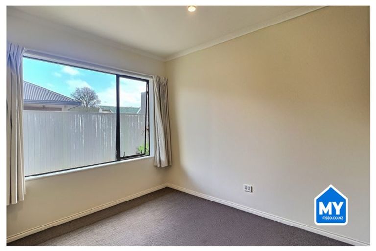 Photo of property in 215 Frimley Oaks, Frimley, Hastings, 4120