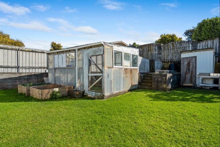 Photo of property in 22 Tavistock Street, Westown, New Plymouth, 4310