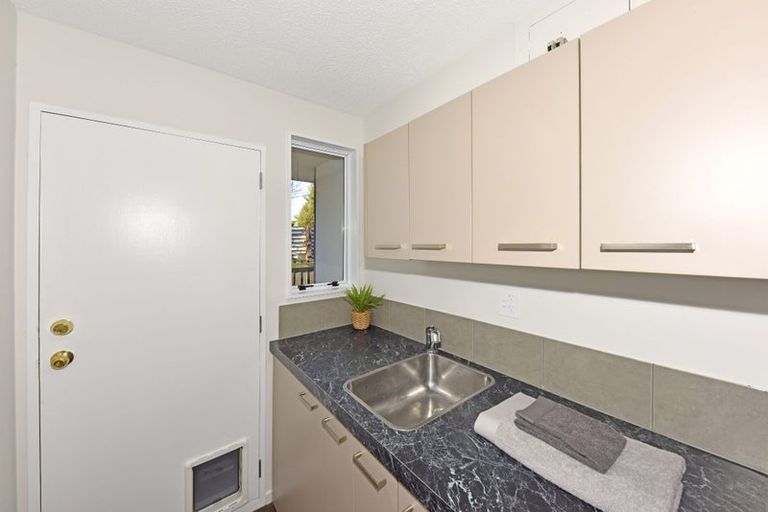 Photo of property in 2/19 Moreland Avenue, Papanui, Christchurch, 8053