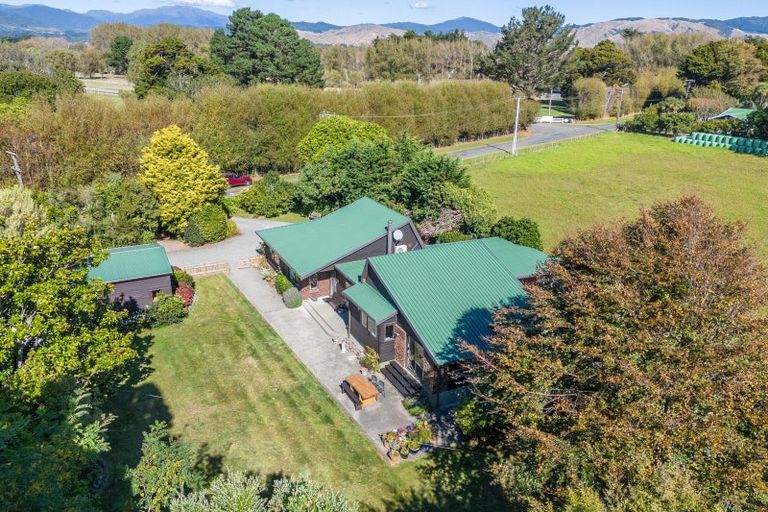 Photo of property in 38a Te Roto Road, Otaki, 5512