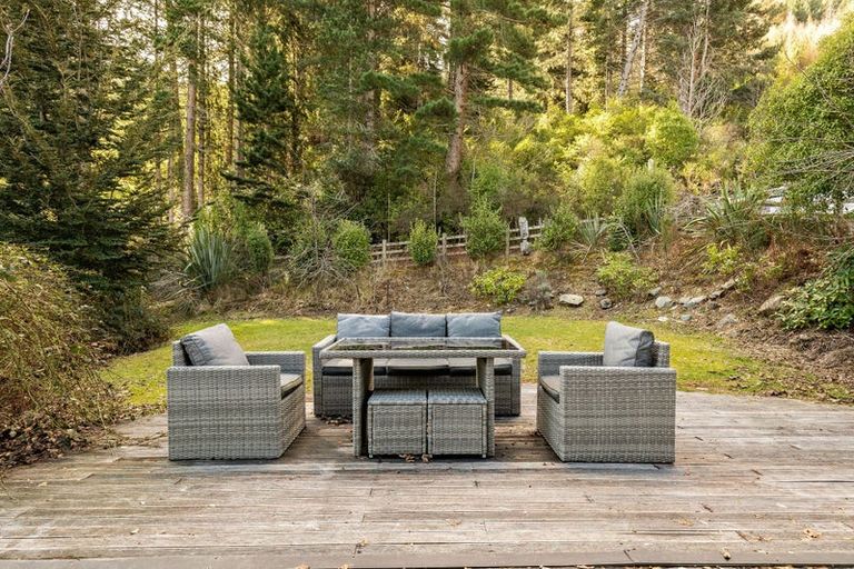 Photo of property in 32 Closeburn Road, Closeburn, Queenstown, 9371