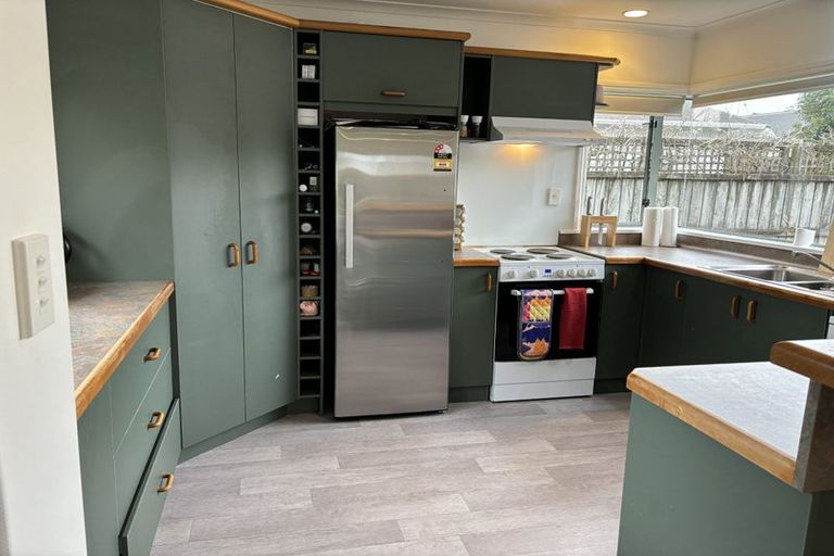 Photo of property in 8 Bowen Street, Cambridge, 3434