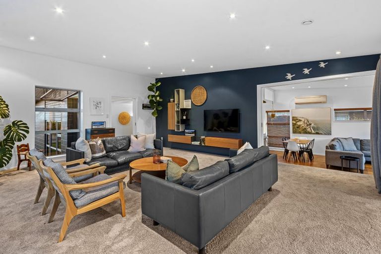 Photo of property in 311 Avonhead Road, Avonhead, Christchurch, 8042