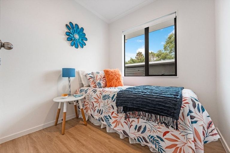 Photo of property in 11 Murillo Place, Henderson, Auckland, 0612