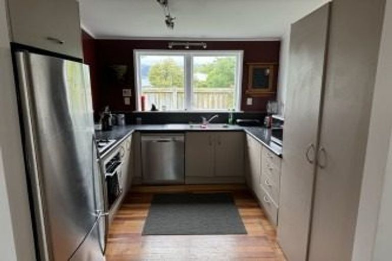 Photo of property in 34 Anaru Street, Raumati Beach, Paraparaumu, 5032