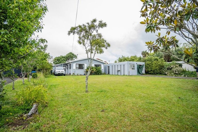 Photo of property in 68 Mclarin Road, Glenbrook, Waiuku, 2681