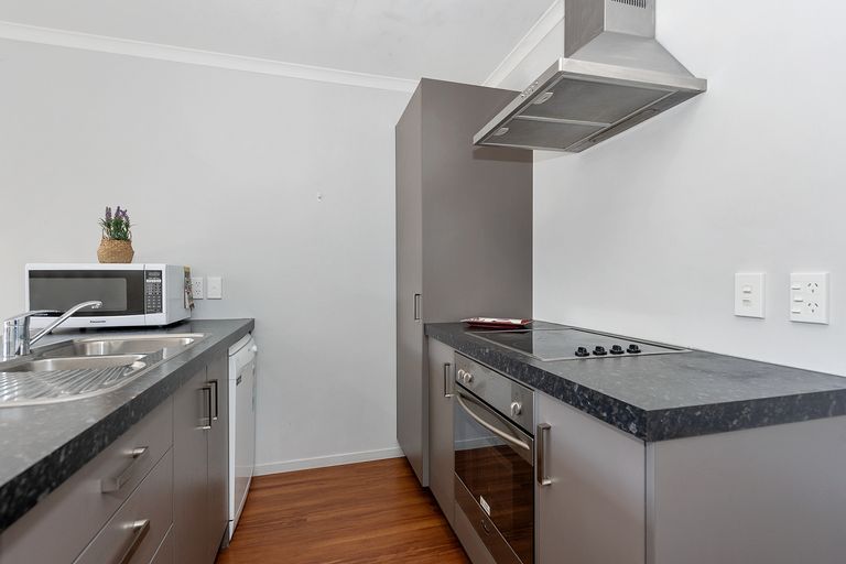 Photo of property in 110b Hillcrest Road, Hillcrest, Hamilton, 3216