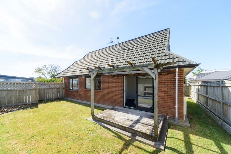 Photo of property in 406a Featherston Street, Palmerston North, 4414