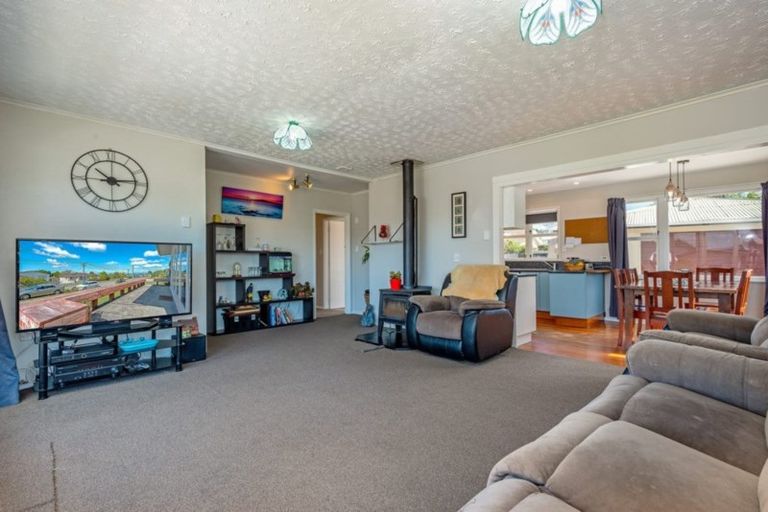 Photo of property in 28 Mcclure Street, Feilding, 4702