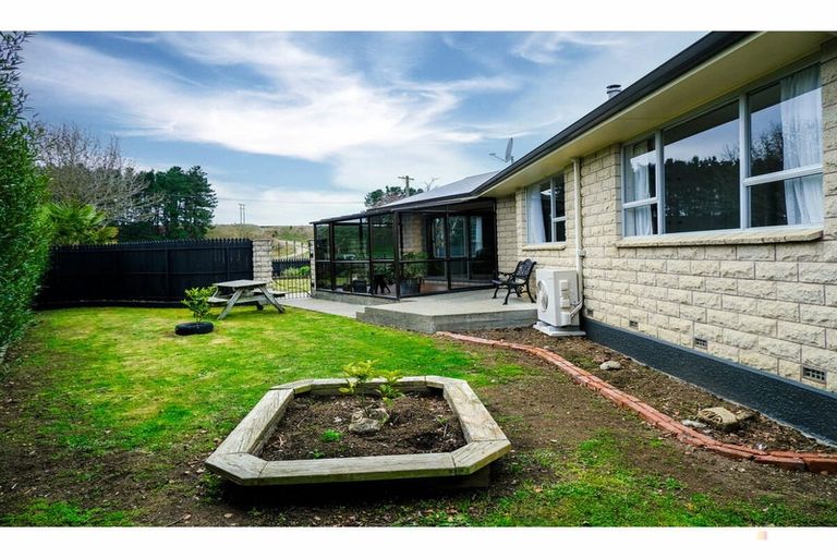 Photo of property in 39 Queen Street, Pareora, 7912